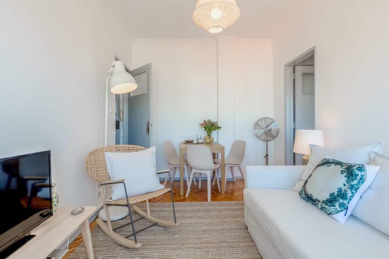 Renovated Sunny Apartment With Amazing Sunset Balcony , By Timecooler Lisbon Exterior photo